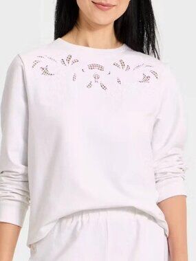 NWT a new day Women's Eyelet Accented Sweatshirt Size M